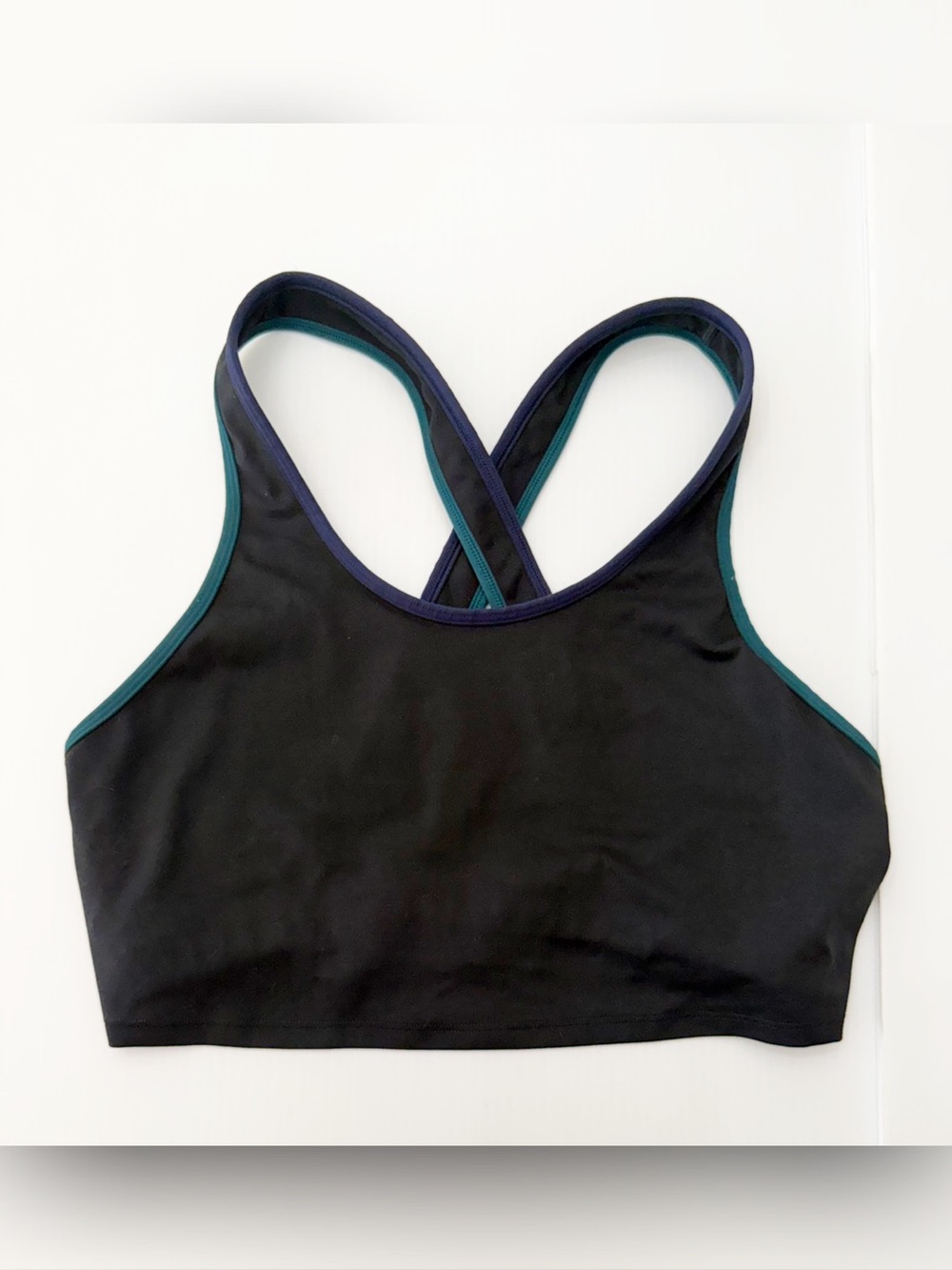 Cotopaxi Mari Crop Top Women's Medium 
Color- Black